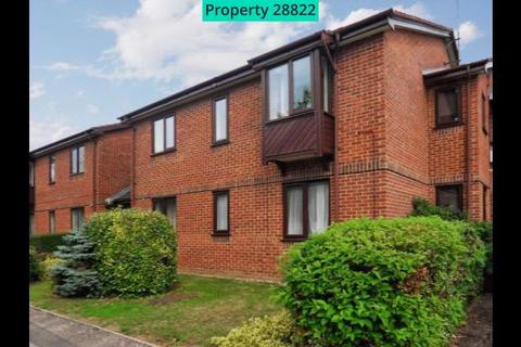 2 bedroom ground floor flat to rent, Poets Chase, Aylesbury, HP21 7LW