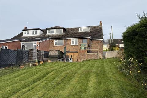 3 bedroom semi-detached house for sale, Regent Road, Huddersfield HD5