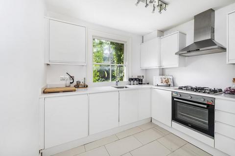 2 bedroom flat to rent, Warwick Avenue, Little Venice W9