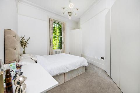 2 bedroom flat to rent, Warwick Avenue, Little Venice W9