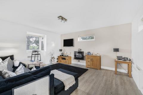 2 bedroom flat for sale, Shipley Road, Woodingdean