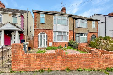 3 bedroom semi-detached house for sale, Maryport Road, Luton, Bedfordshire, LU4 8EA