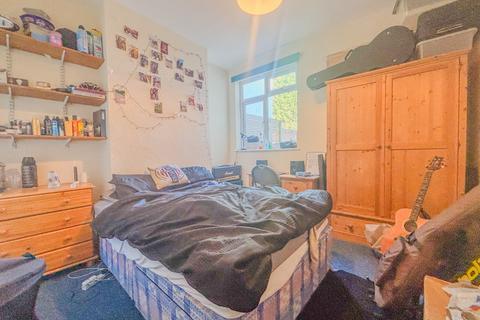5 bedroom terraced house to rent, Strathmore Road, Somerset BS7