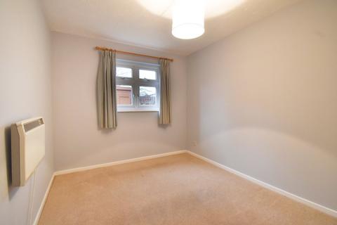 1 bedroom apartment to rent, Shaw Drive, Walton-on-Thames, KT12