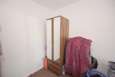 1 bedroom flat to rent, Twenty Twenty House, Skinner Lane, Leeds