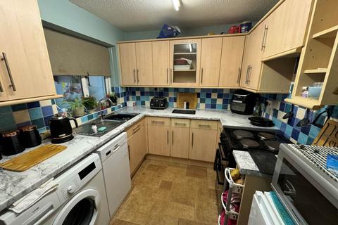 2 bedroom terraced house for sale, Lisiuex Way, Taunton TA1