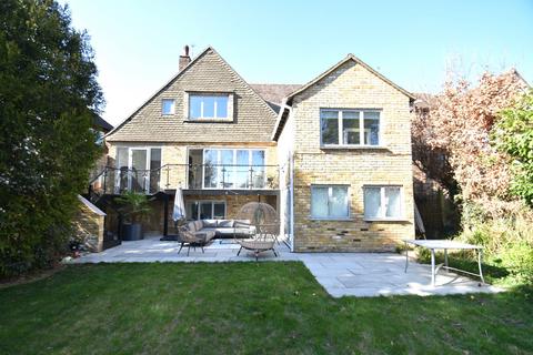 5 bedroom detached house for sale, Crispin Way, Farnham Common, Buckinghamshire, SL2