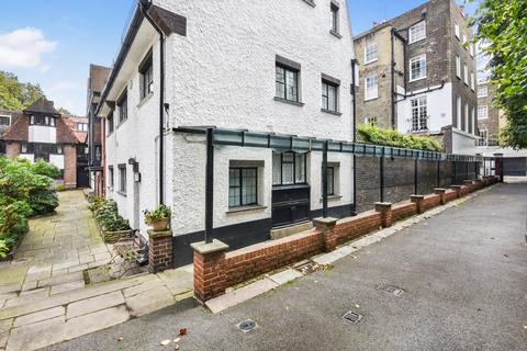 3 bedroom mews to rent, Thurloe Close, South Kensington SW7