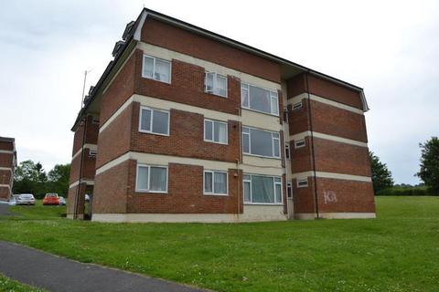 2 bedroom flat to rent, Salisbury House, Wylye Road, Tidworth, SP9 7QJ