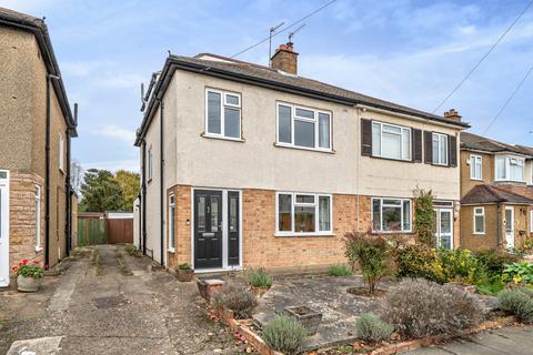 4 bedroom semi-detached house for sale, Lawrence Drive, Ickenham, Uxbridge