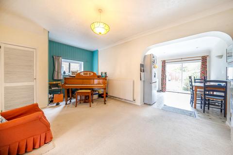 4 bedroom semi-detached house for sale, Lawrence Drive, Ickenham, Uxbridge