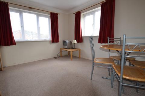 2 bedroom flat to rent, Flamborough Close, Woodston, Peterborough, PE2