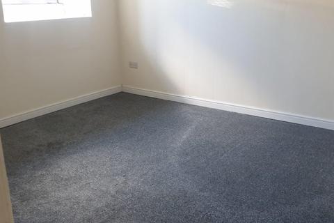 1 bedroom flat to rent, Lord Street, Keighley, West Yorkshire, BD21