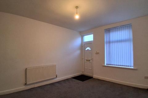 2 bedroom terraced house to rent, Briercliffe Road, Burnley BB10