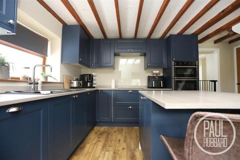 Dove Cottage Black Street, Gisleham, Lowestoft, NR33 8EJ
