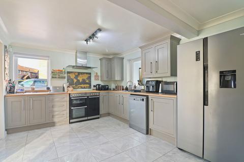 5 bedroom detached house for sale, Beeleigh Link, Chelmsford CM2