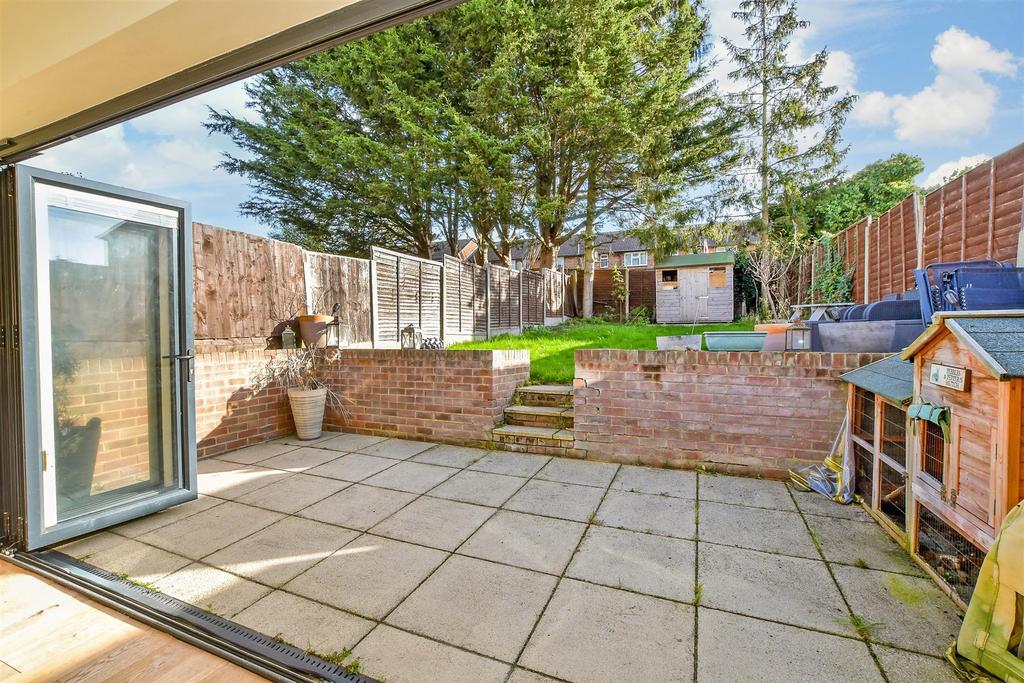 External Lifestyle Photograph