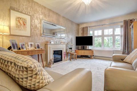 9 Alanbrooke Road, Saighton, Chester, CH3 6DN