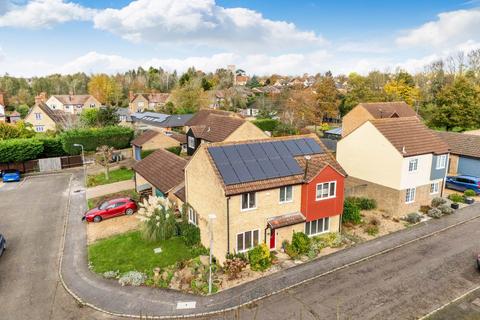 4 bedroom detached house for sale, Carters Close, Newport Pagnell MK16