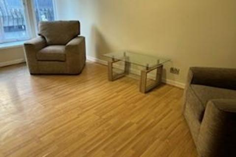 2 bedroom flat to rent, George Street, City Centre, Aberdeen, AB25