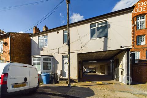 2 bedroom terraced house to rent, King Street, Northamptonshire NN16