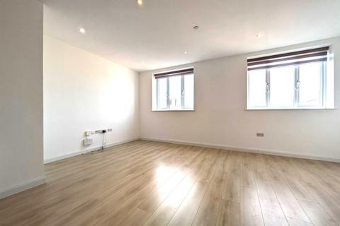 2 bedroom apartment to rent, London Road, Redhill