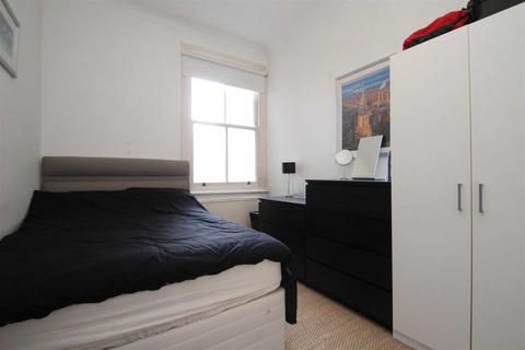 2 bedroom flat to rent, Milton Road, London N6