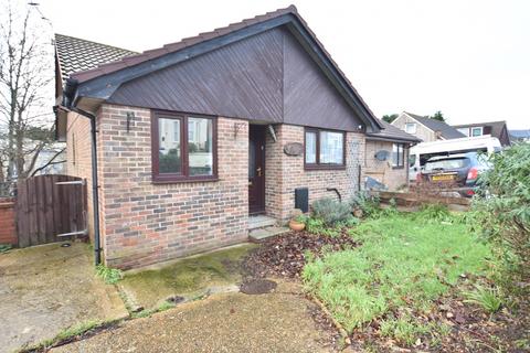 2 bedroom semi-detached bungalow to rent, Landguard Manor Road, , Shanklin