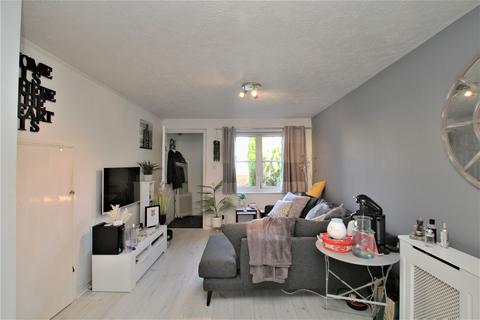 1 bedroom ground floor maisonette to rent, Bolton Road, Maidenbower, Crawley, West Sussex. RH10 7LS