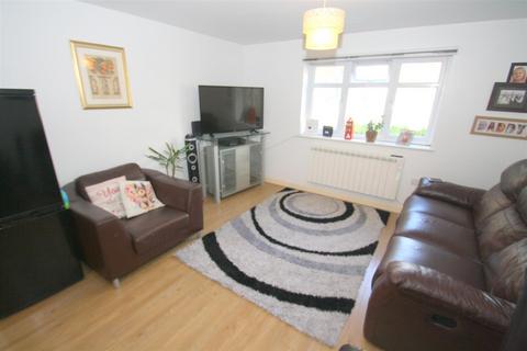 2 bedroom flat to rent, Prospect Place, Kent ME16