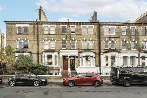 1 bedroom flat for sale, St. Margarets Road, East Twickenham TW1