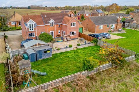 4 bedroom detached house for sale, Six House Bank, West Pinchbeck, Spalding