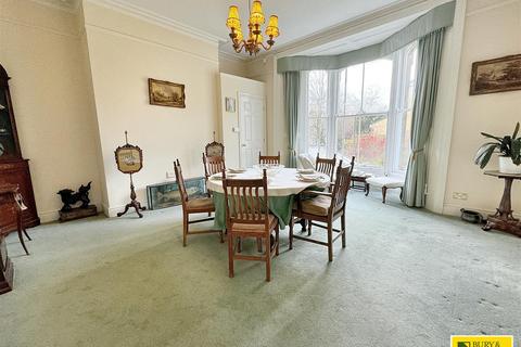 2 bedroom apartment for sale, Park Road, Buxton