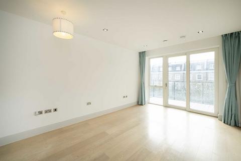 2 bedroom flat for sale, Palladian Gardens, London W4