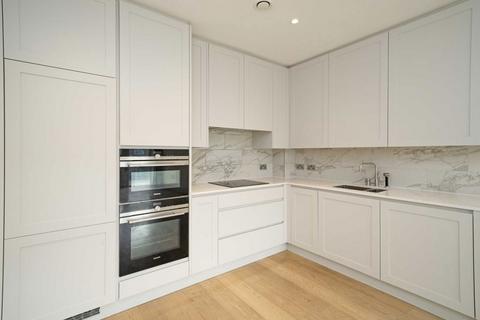 2 bedroom flat for sale, Palladian Gardens, London W4