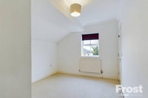 21 Old Mill Place, Wraysbury, Staines, TW19 5LY