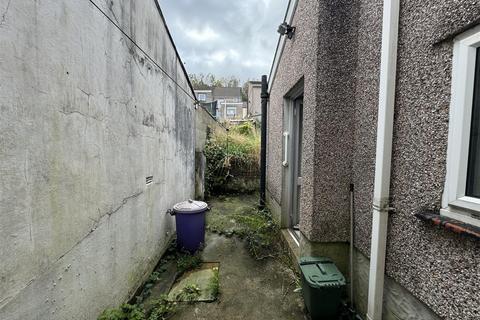 3 bedroom terraced house for sale, Baptist Well Street, Swansea