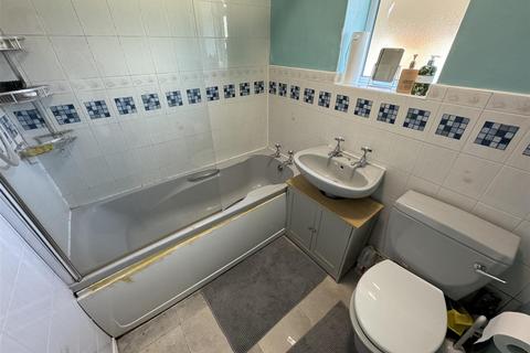 2 bedroom maisonette for sale, Orchard Drive, Eastern Green, Coventry