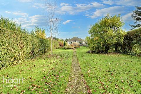 2 bedroom detached bungalow for sale, Old Tye Avenue, Biggin Hill