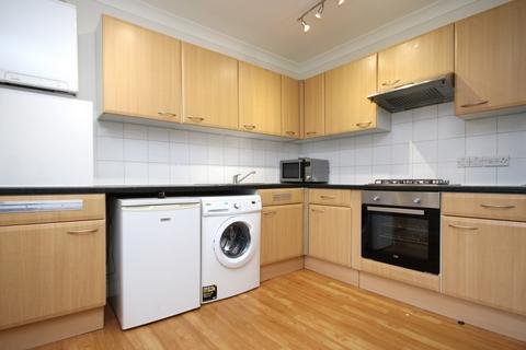 1 bedroom flat to rent, Seven Sister Road, Finsbury Park, N7