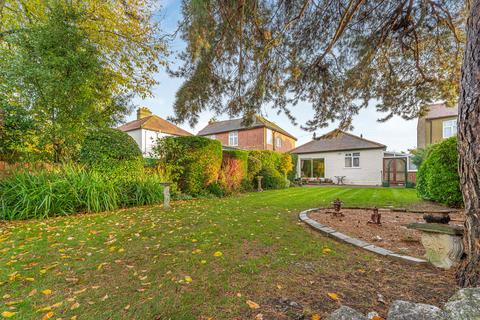 3 bedroom detached bungalow for sale, Laleham Road, Staines-upon-Thames, TW18