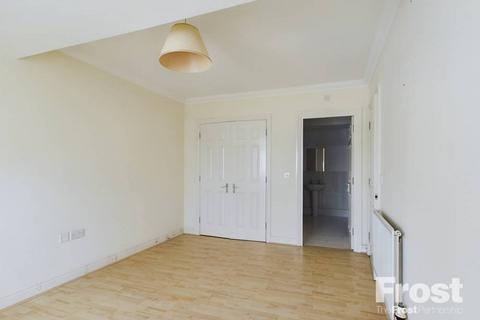 2 bedroom apartment for sale, Old Mill Place, Wraysbury, Berkshire, TW19