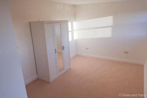 3 bedroom property to rent, Brewery Lane, Byfleet KT14