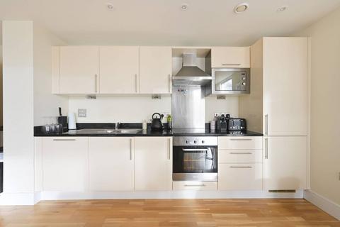 2 bedroom flat to rent, Cobalt Point, Canary Wharf, London, E14