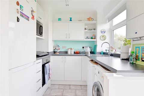 2 bedroom flat for sale, Overstrand Avenue, Rustington, Littlehampton, West Sussex, BN16