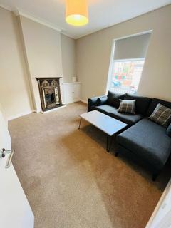 2 bedroom flat to rent, Watts Street, Manchester M19