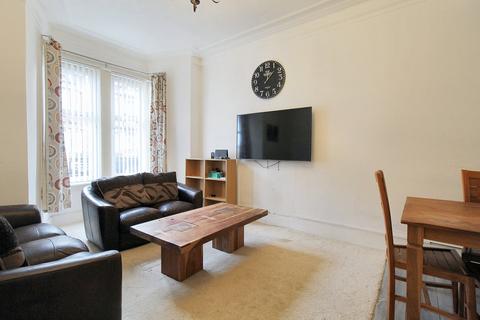 2 bedroom apartment for sale, Renfield Street, Renfrew, Renfrewshire, PA4