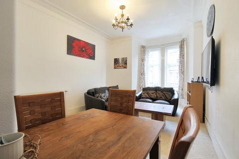 2 bedroom apartment for sale, Renfield Street, Renfrew, Renfrewshire, PA4