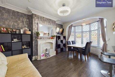 4 bedroom terraced house for sale, West Park Drive, Blackpool, FY3