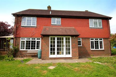 4 bedroom detached house to rent, Ulcombe Road, Ashford TN27